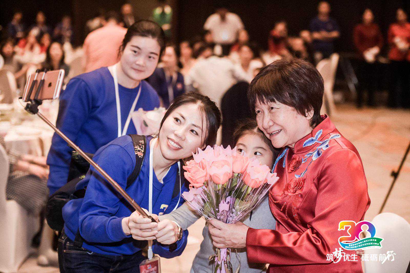 湖南首例试管婴儿30岁，将再当奶爸