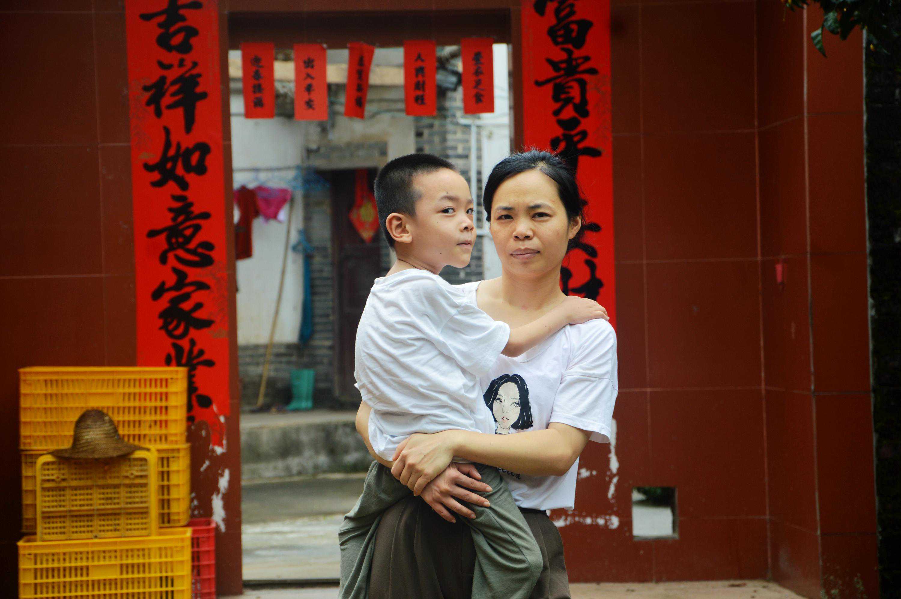 广西女子做3次试管终于成功，谁知生下一男一女龙凤胎后，悲剧了