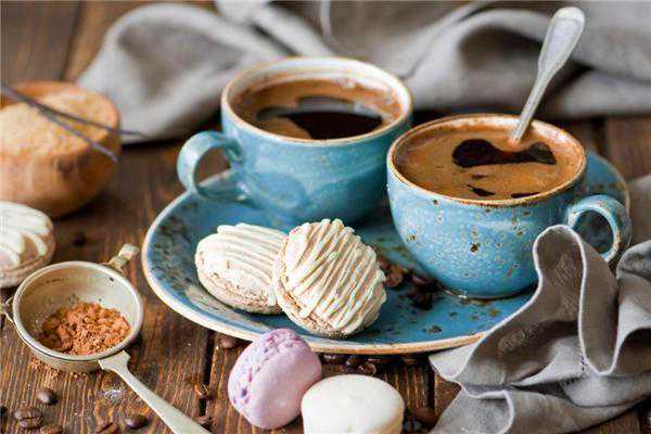 备孕时，不论男女，此4种食物要少吃，贪吃宝宝离你“越来越远”