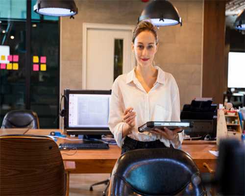 老得慢的女人，都爱吃这食物！补充胶原蛋白，皮肤紧致，气色好，显年轻